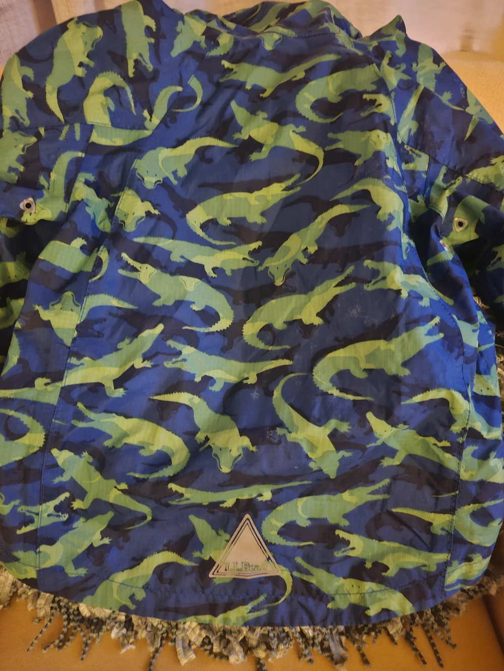 L.L.Bean toddler Discovery rain jacket in size 4T. Fun blue-and-green alligator